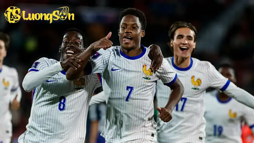 U20 Pháp đang được đánh giá cao hơn và được dự đoán sẽ ghi tên mình vào chung kết. U20 Pháp đang được đánh giá cao hơn và được dự đoán sẽ ghi tên mình vào chung kết.