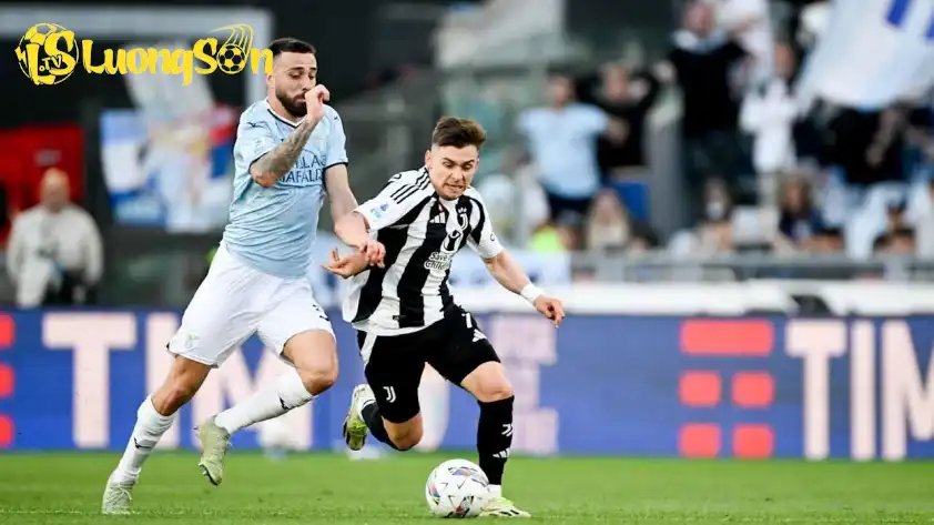 Juventus được dự đoán sẽ phải nhận thêm một trận thua và chìm sâu khủng hoảng. Juventus được dự đoán sẽ phải nhận thêm một trận thua và chìm sâu khủng hoảng.