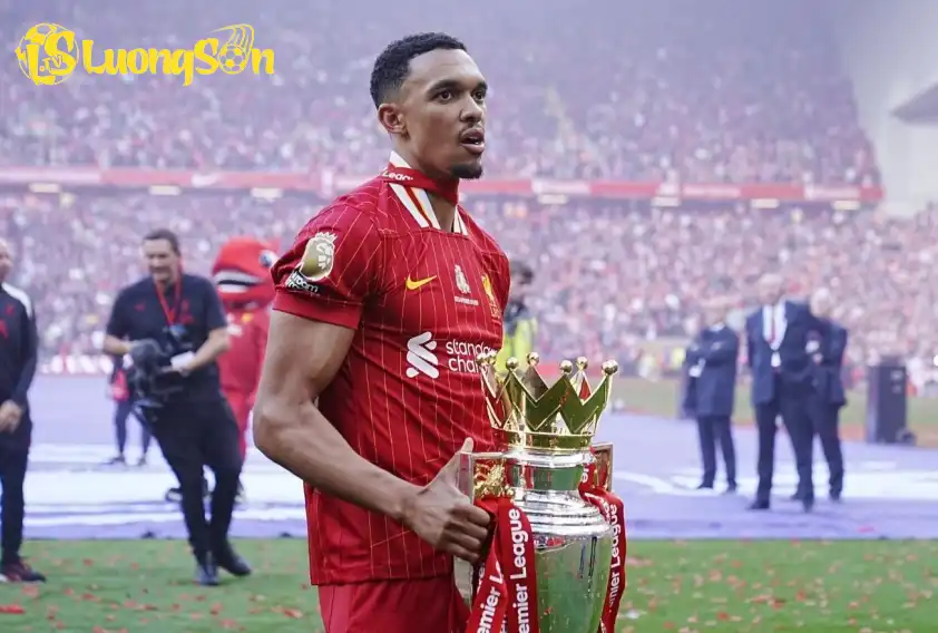 Alexander-Arnold có thể trở thành cầu thủ người Anh thứ hai trong 47 năm đối đầu Liverpool tại Cúp C1 sau Larry Lloyd Alexander-Arnold có thể trở thành cầu thủ người Anh thứ hai trong 47 năm đối đầu Liverpool tại Cúp C1 sau Larry Lloyd
