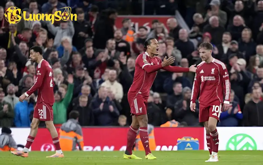 Slot thừa nhận Liverpool có màn trình diễn bạc nhược trước Nottingham Slot thừa nhận Liverpool có màn trình diễn bạc nhược trước Nottingham