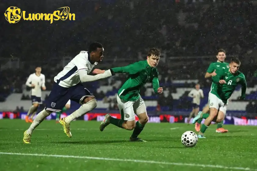 Gittens đang tập trung cùng đội tuyển U21 Anh