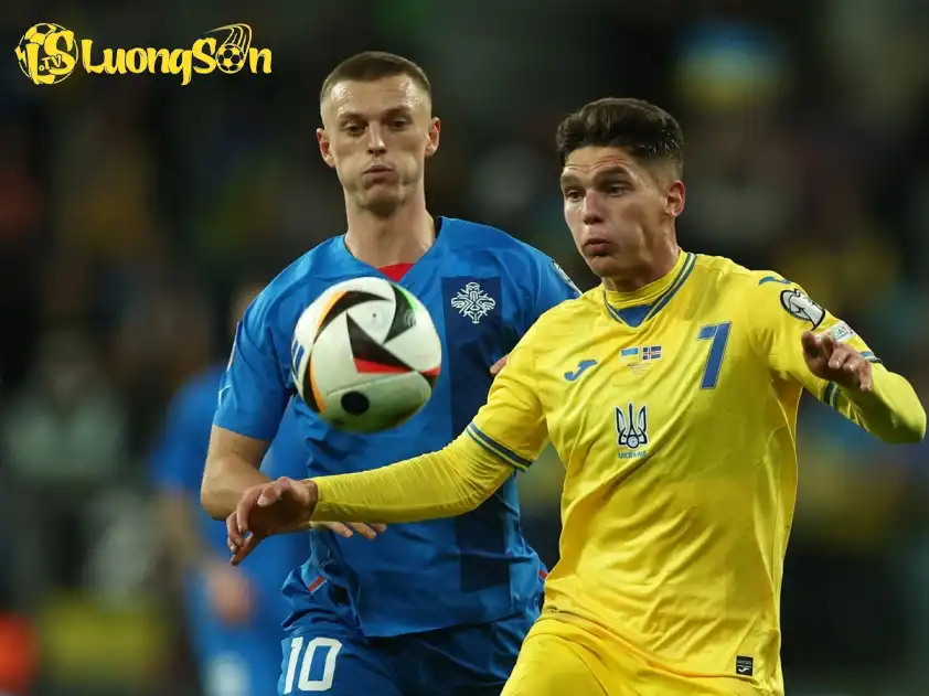 Ukraine vs Iceland đều đang có 7 điểm