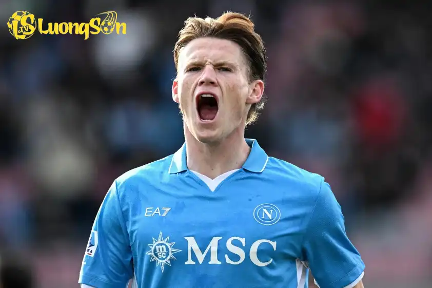 McTominay đang tỏa sáng rực rỡ sau khi rời Man United. McTominay đang tỏa sáng rực rỡ sau khi rời Man United.